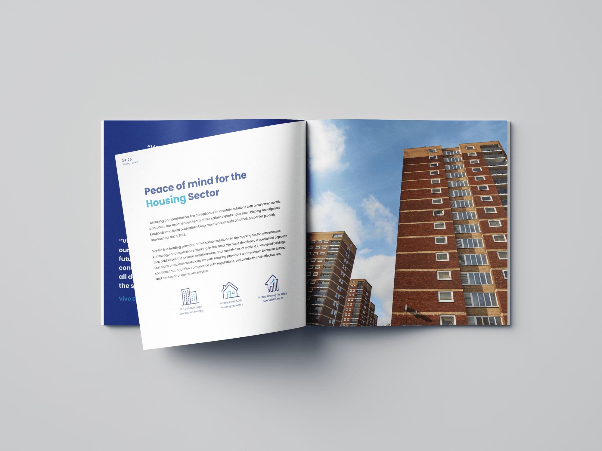 Square_Brochure_Mockup